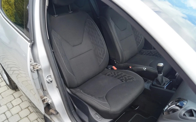 Renault Clio cena 31900 przebieg: 157000, rok produkcji 2018 z Głogów małe 497